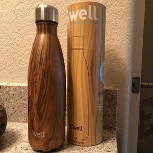 S’well water bottle